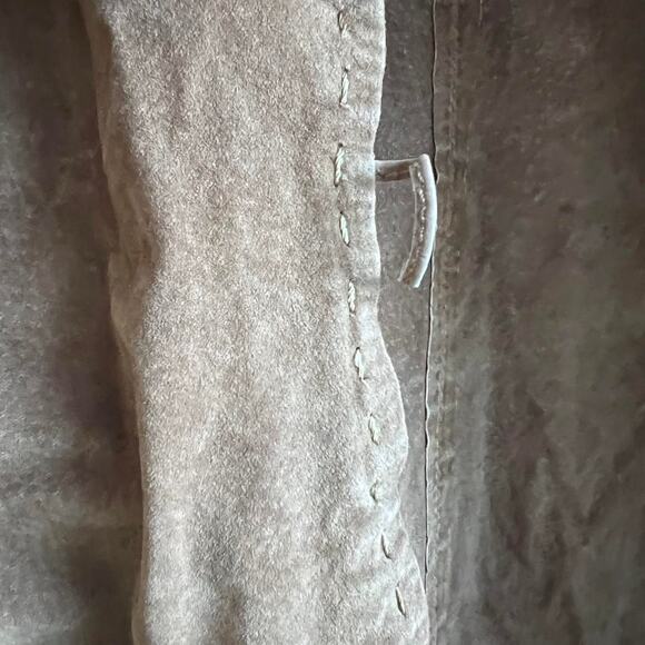 Brown leather jacker with button - Picture 4 of 8